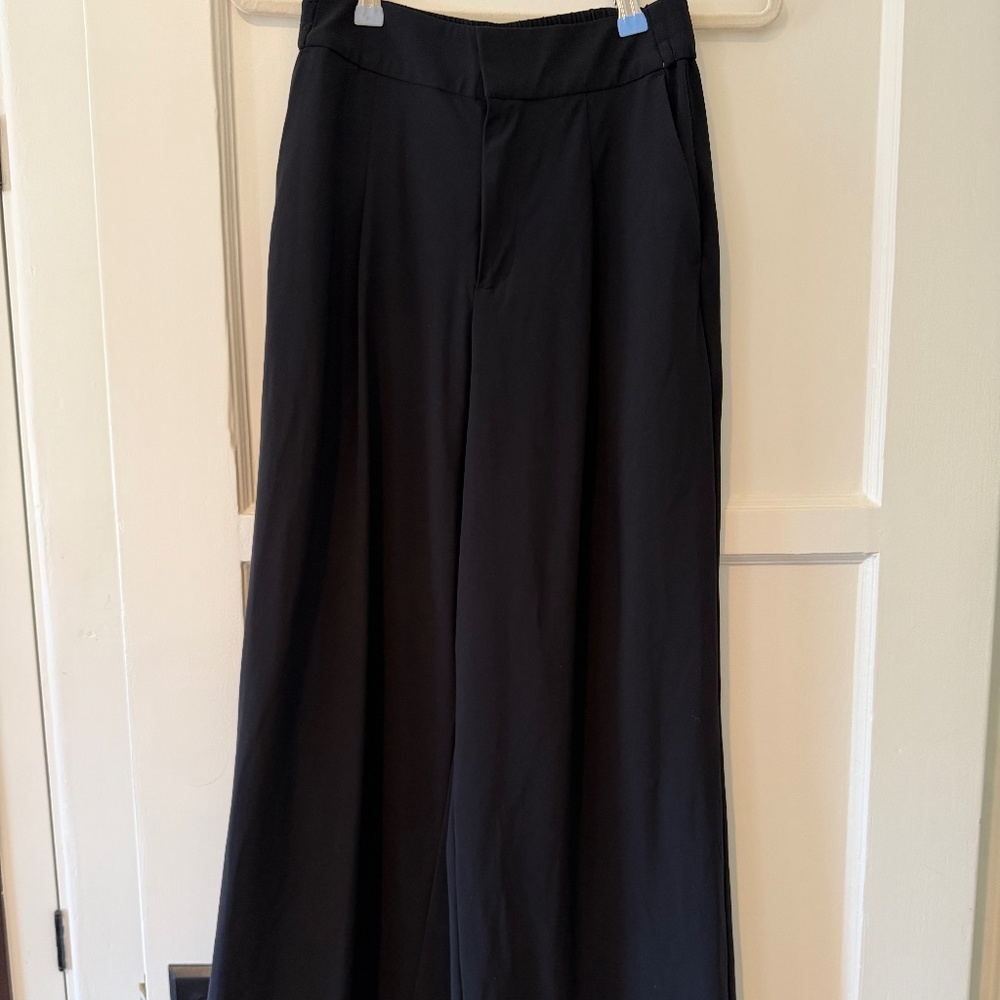 Athleta Pinnacle High Rise Trouser in Black - Size 0 and hemmed to 29" inseam